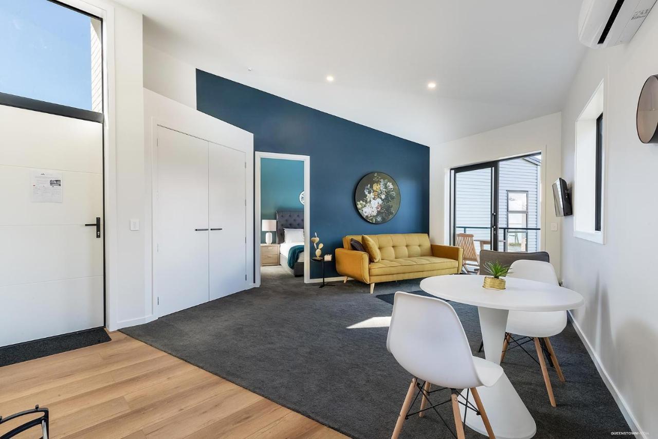 Brand New One Bedroom Apartment Κουίνσταουν Εξωτερικό φωτογραφία